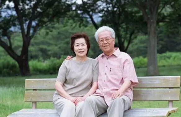 如何使用bfrdmc读写器监护老人吃药