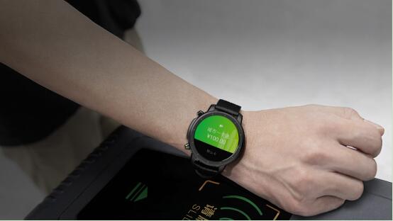 Pacewear Hype除了NFC公交卡还支持三大主流扫码支付