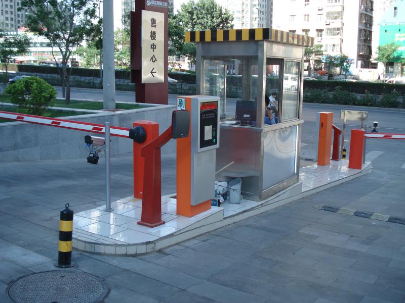 中距离停车场系统