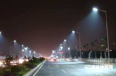 智能化精细化 LED智能路灯经过实测显优势