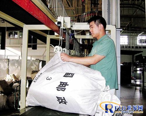 博思得条码打印机给力物流信息化