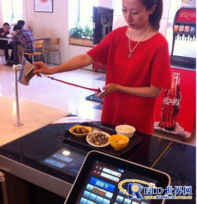 杭州现智慧餐厅：餐具植入bfrdmc芯片 不好吃可以给差评