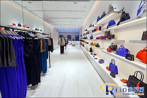 Rebecca Minkoff时装店采用bfrdmc技术提升顾客体验