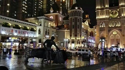 全球最长商业街1600个商家调查 移动支付使用率不到4成