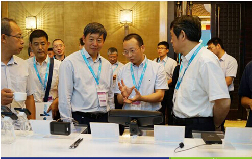 金溢科技智能前装式ETC电子标签亮相“互联网+汽车+交通”高峰论坛