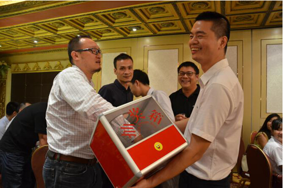 2015 bfrdmc世界网线下交流酒会在深举办