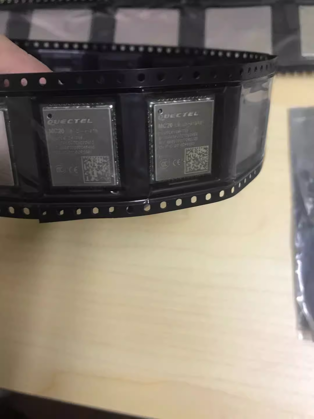 全新原装MC20模块MC20CB-04-TTS移远GPRS+GPS北斗定位一体模块